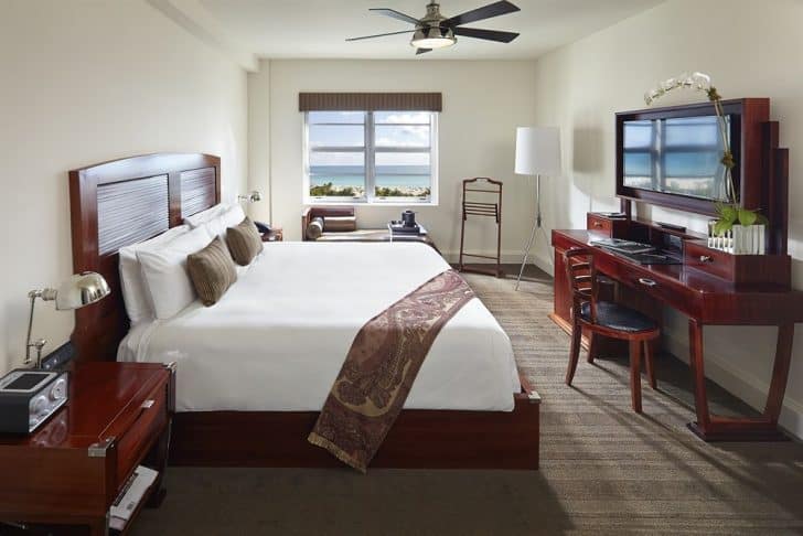 National Hotel Room