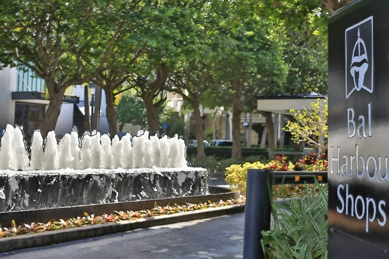 Bal Harbour Shops, a high-end outdoor Miami shopping mall