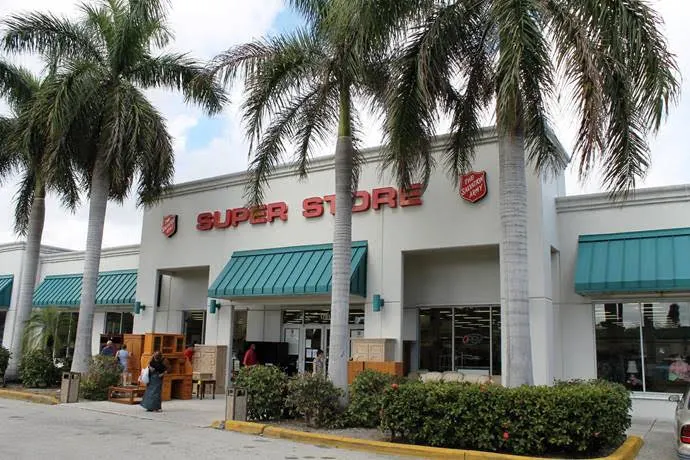 South Miami Shopping - South Florida on the Cheap