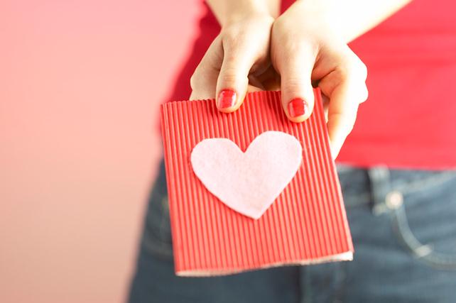 Valentine’s Day events, deals & ideas for free & inexpensive fun