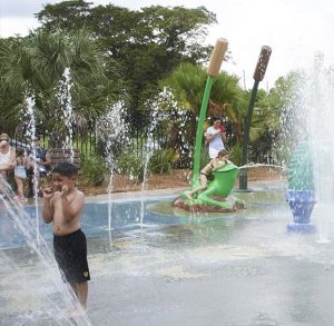 Water parks, water playgrounds and pools in Broward - South Florida on