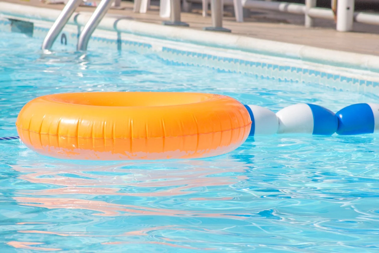 Water safety event at pool in Dania & it's free
