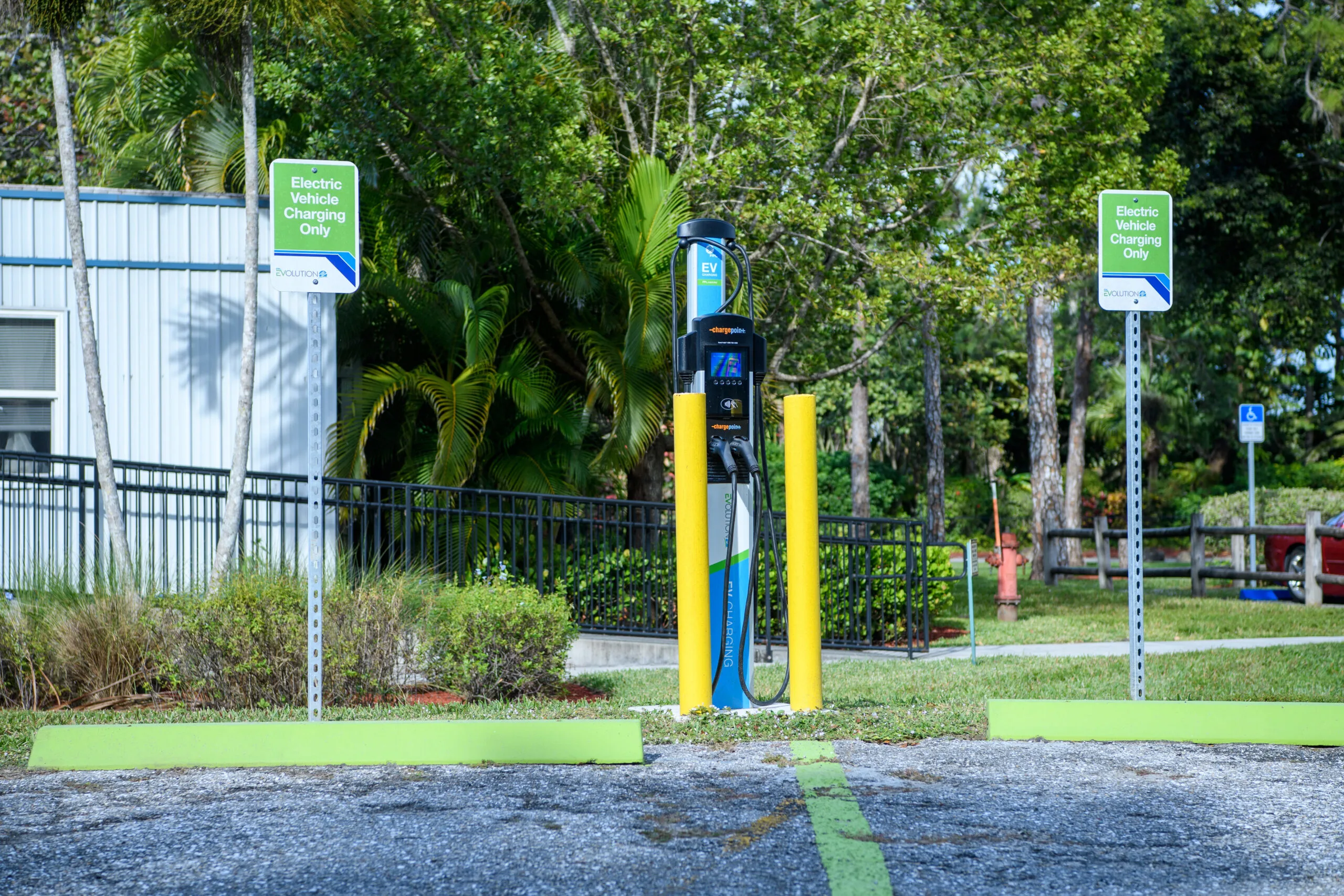 Recharge your electric vehicle at free EV stations