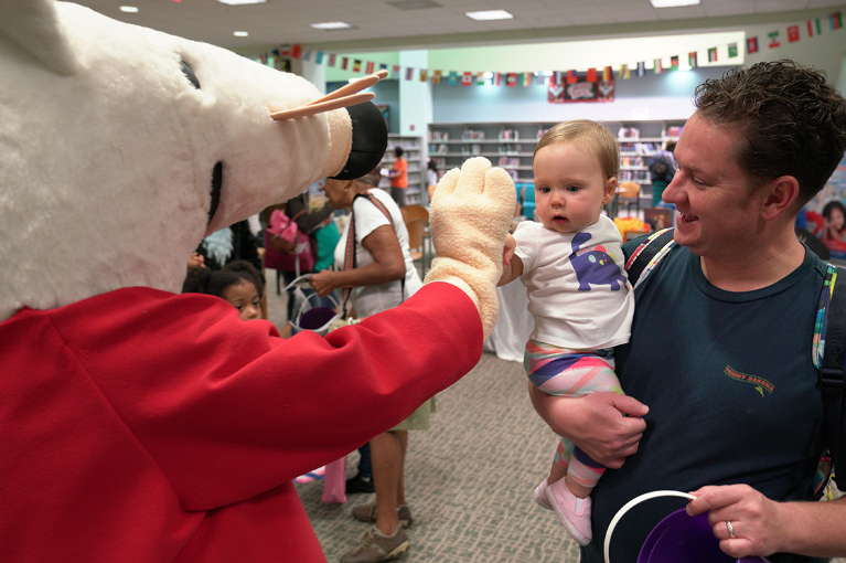 Youth BookFest at library in Plantation includes entertainers, projects and free books