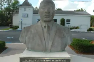Dr. Martin Luther King, Jr. Memorial, established by the United Citizens of Boca Raton, January 15, 2001 / Pearl City Historic District