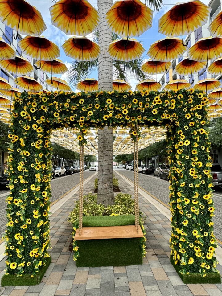 Umbrella exhibit and free events at CityPlace Doral South Florida on