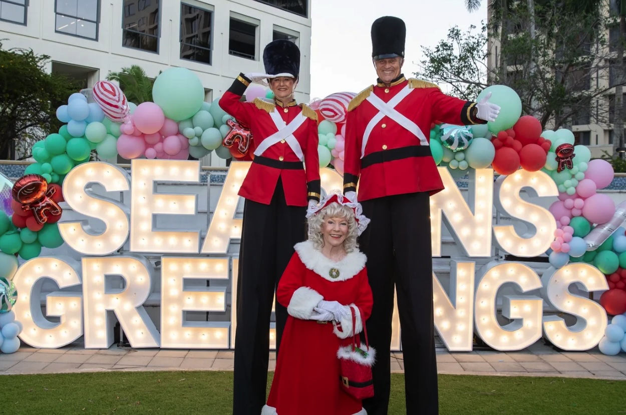 Jingle & Mingle, plus holiday cheer, at Boca Center through December