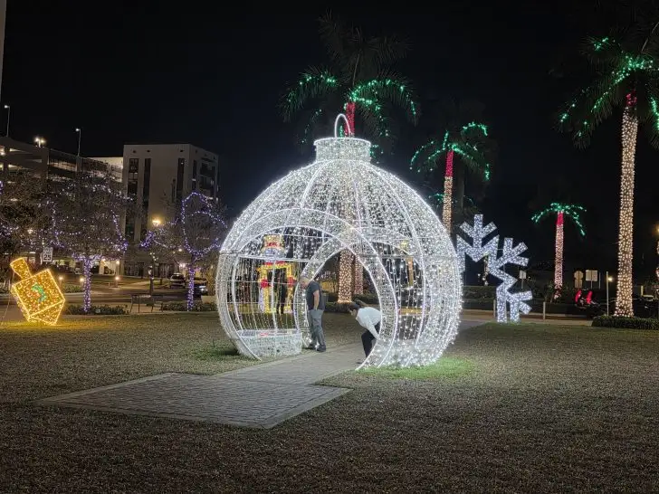 Coral Springs City hall holiday lights Teresa Mears 2025