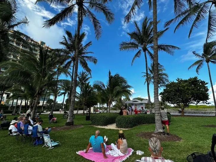 Free Ocean Drive Promenade Music Services